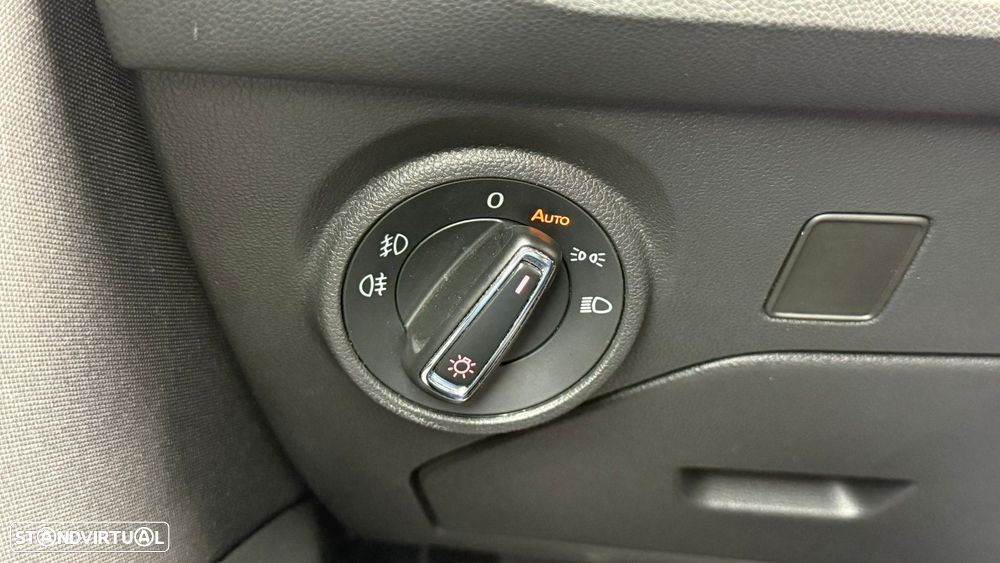 SEAT Leon ST 1.6 TDI FR S/S - 20