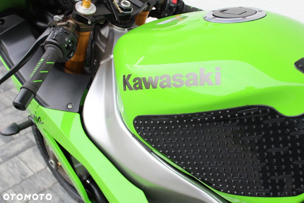 Kawasaki ZXR - 15