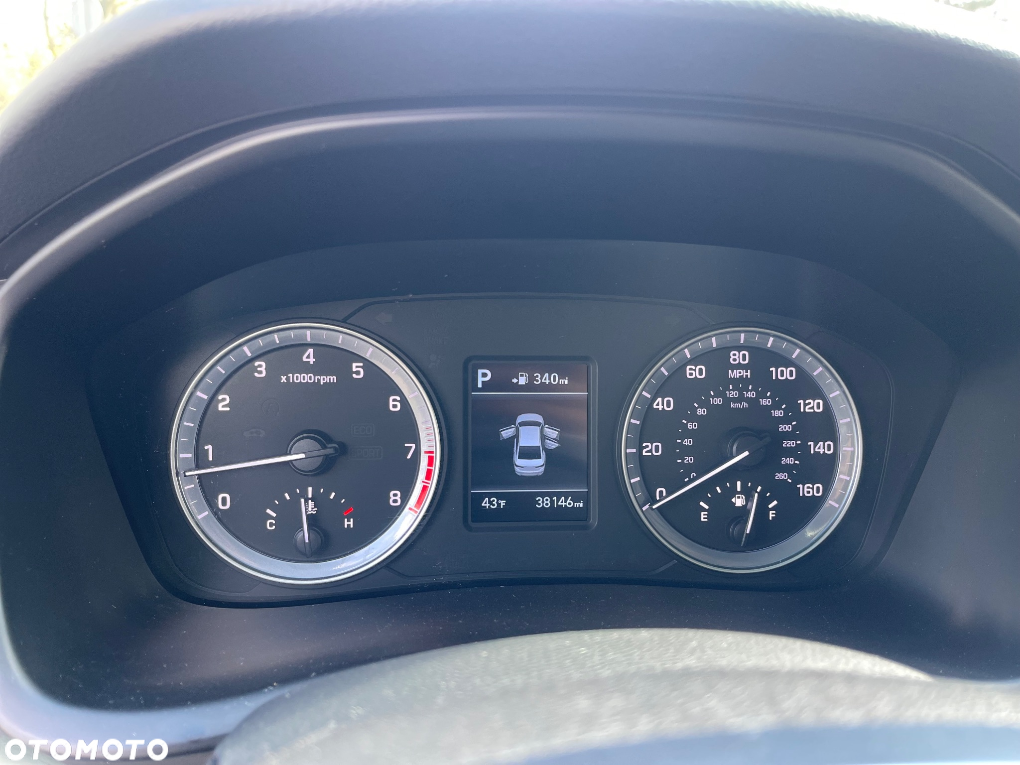 Hyundai Sonata - 16