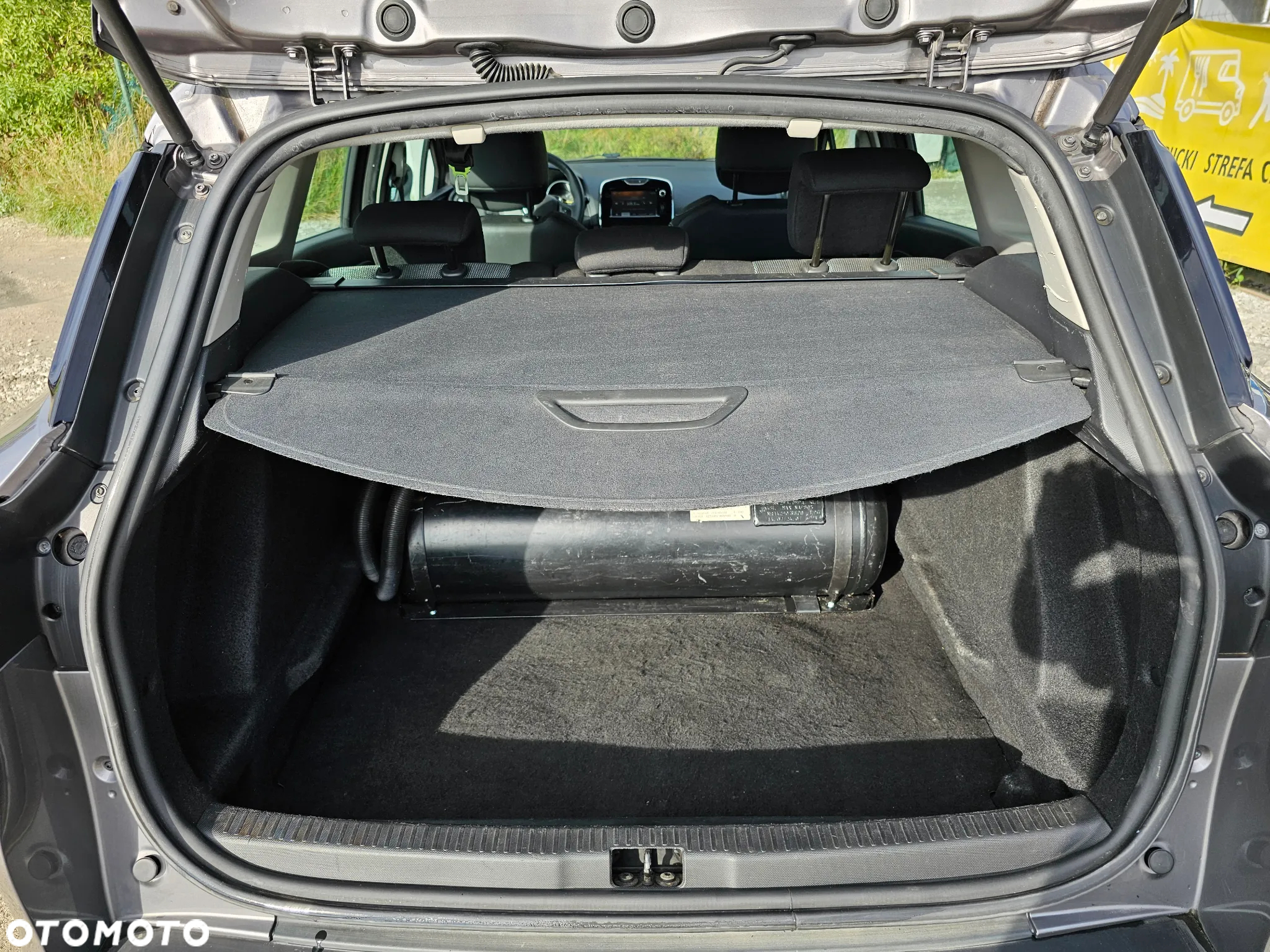 Renault Clio 1.2 16V Alize - 16
