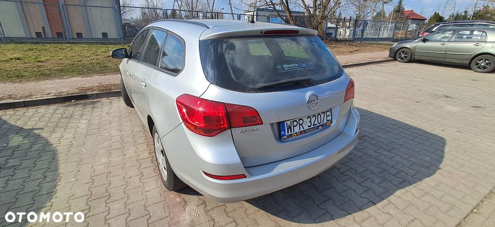 Opel Astra 1.6 Sport - 5