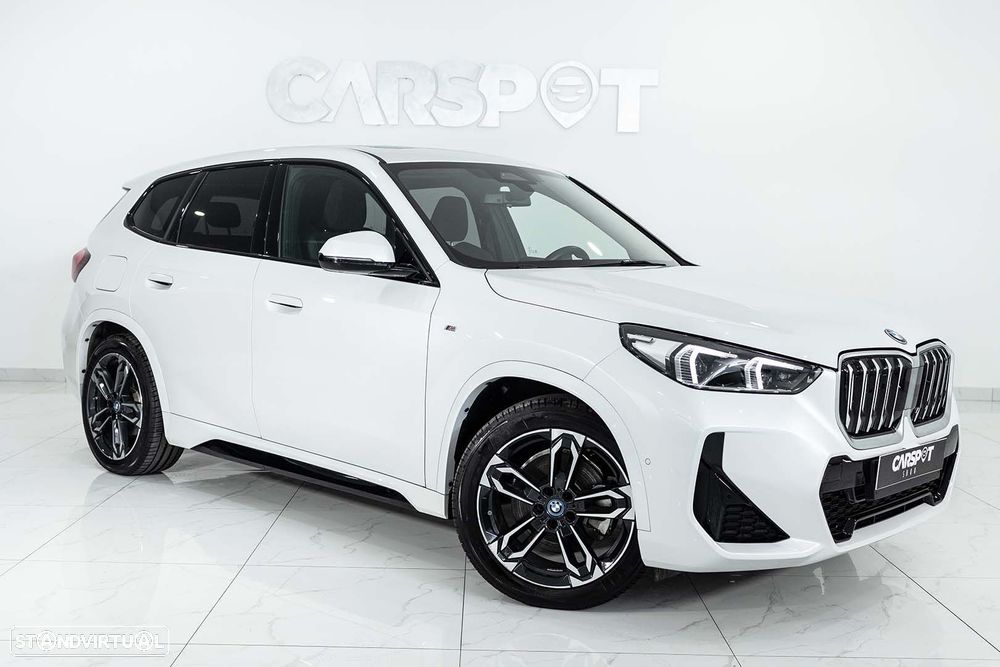BMW iX1 xDrive30 Pack Desportivo M - 2