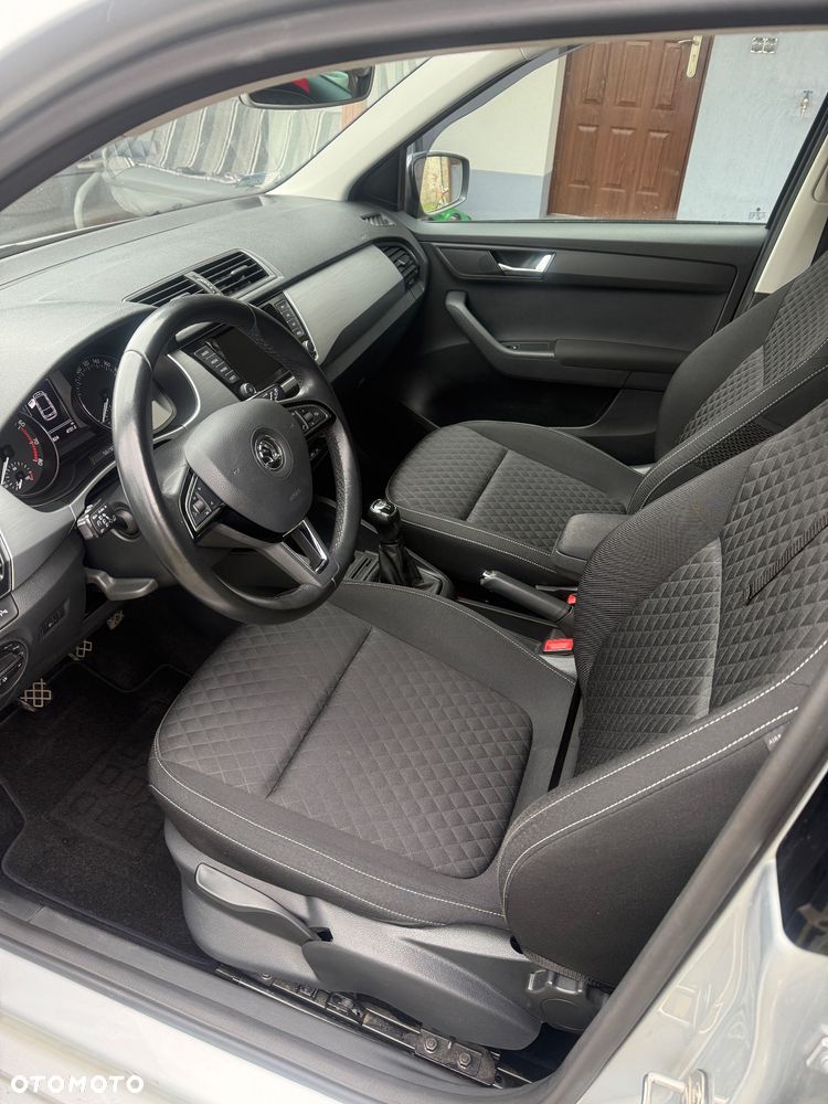 Skoda Fabia 1.2 TSI Drive - 12