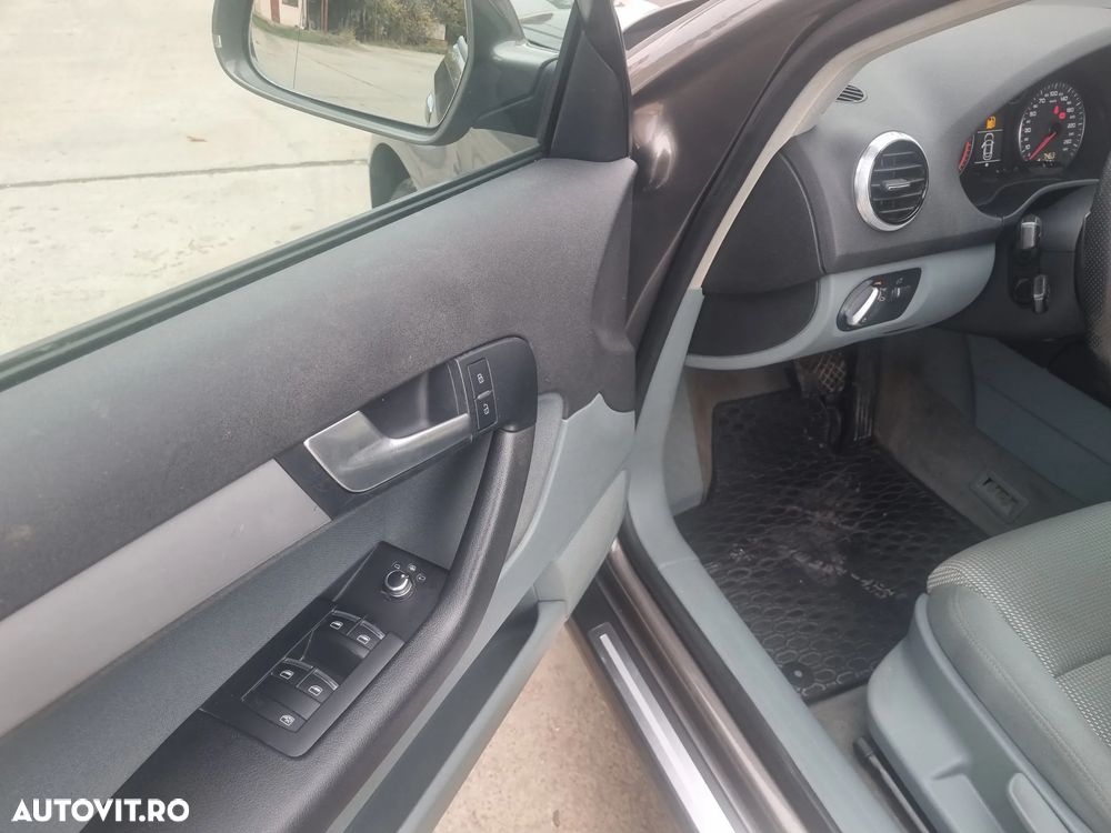 Audi A3 Sportback 1.4 TFSI Stronic Attraction - 12