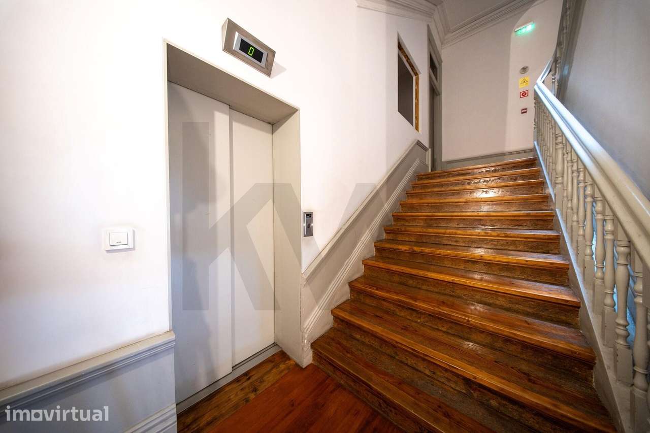 Apartamento T1 com elevador no Centro Histórico do Porto - Grande imagem: 4/32
