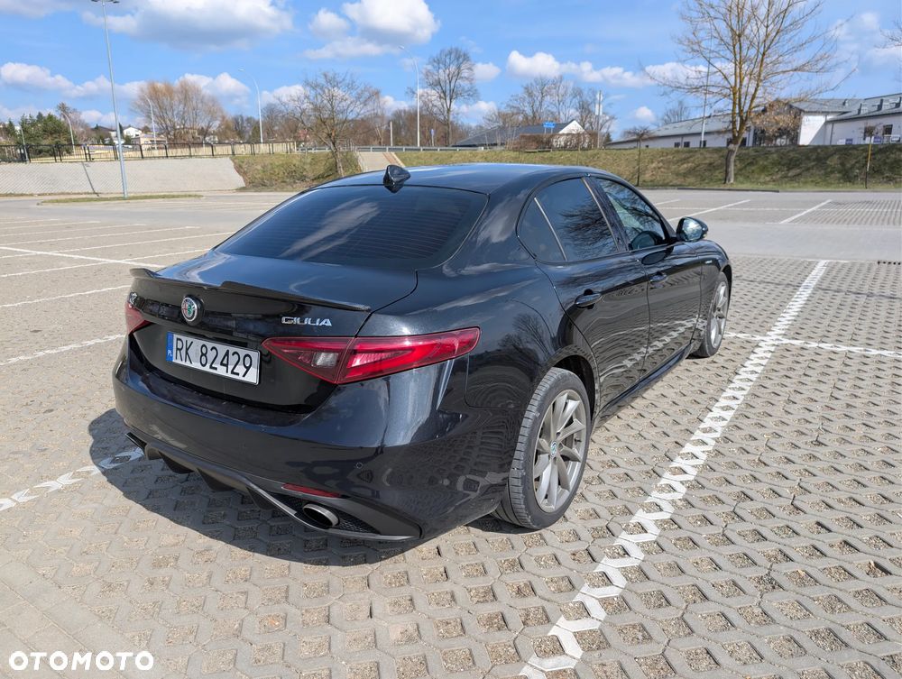 Alfa Romeo Giulia 2.0 Turbo Veloce Q4 - 4