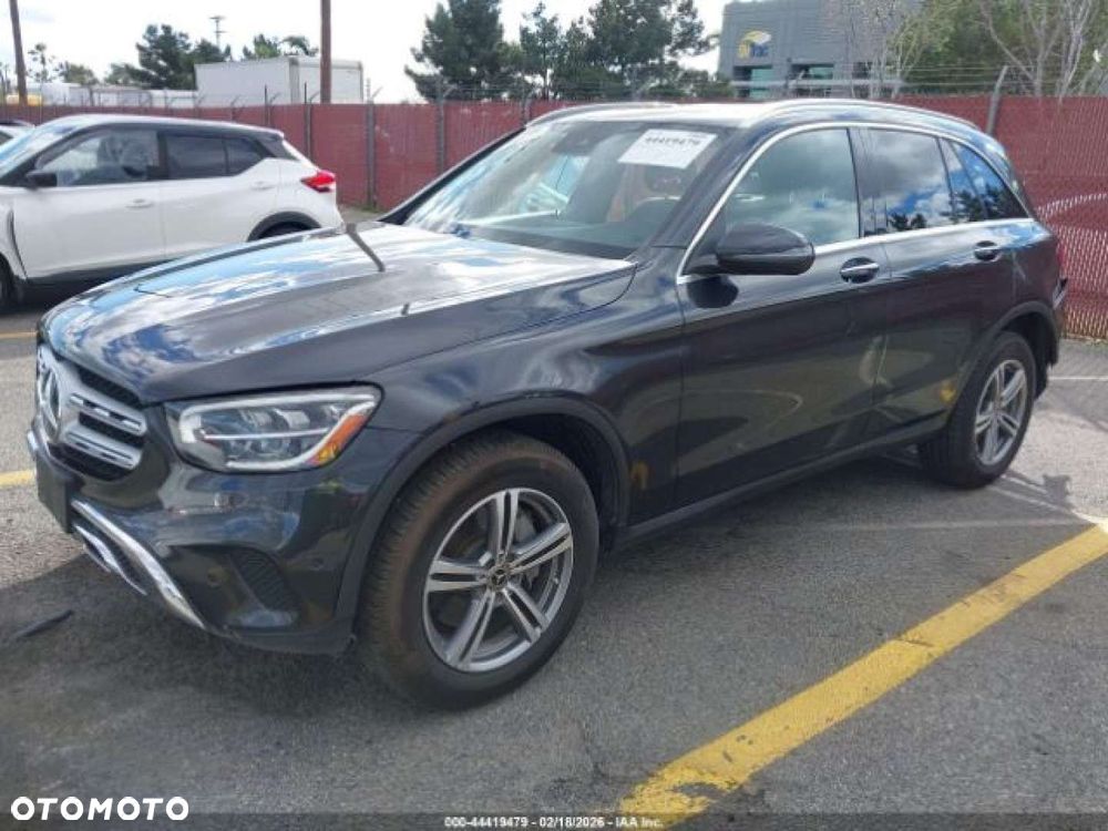 Mercedes-Benz GLC - 2