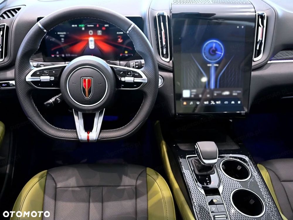 Hongqi HS3 - 9