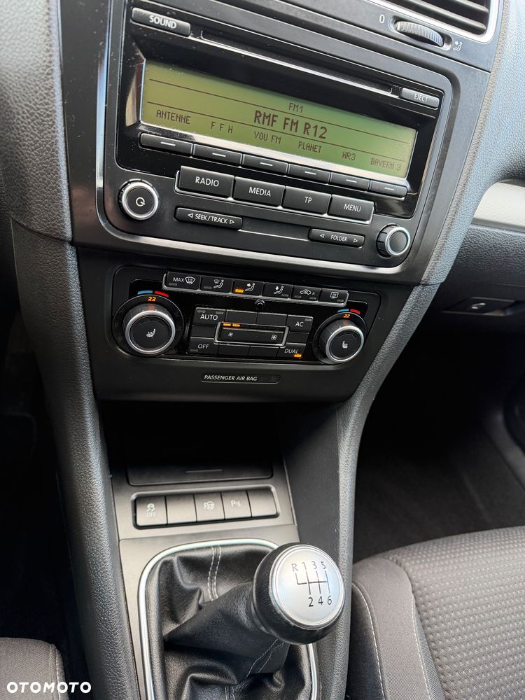 Volkswagen Golf 2012 photo 5