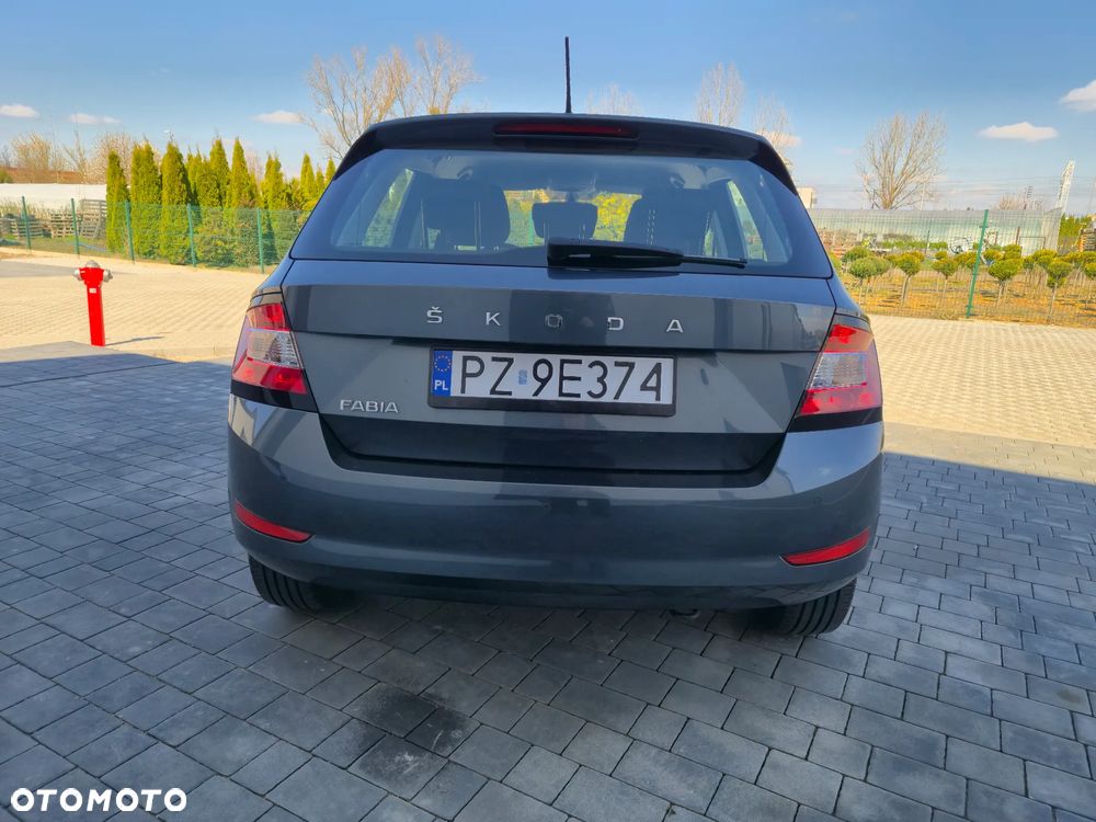 Skoda Fabia 1.0 MPI Joy - 6