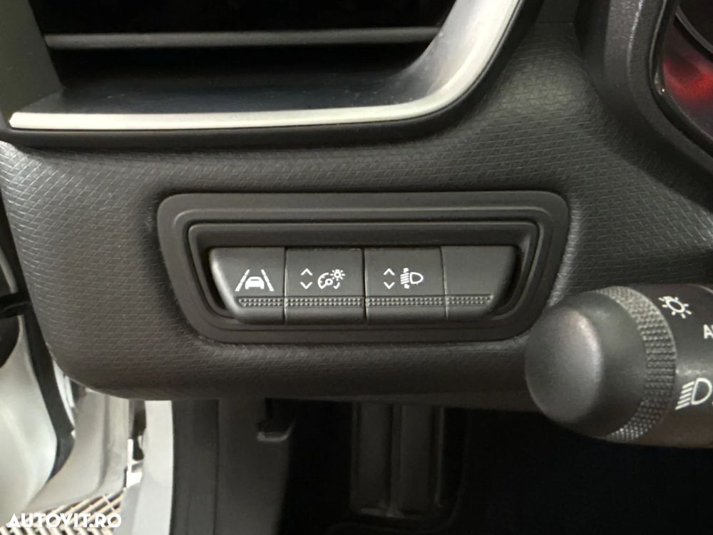 Renault Clio - 16