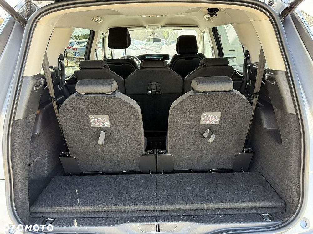 Citroën C4 Grand Picasso - 16