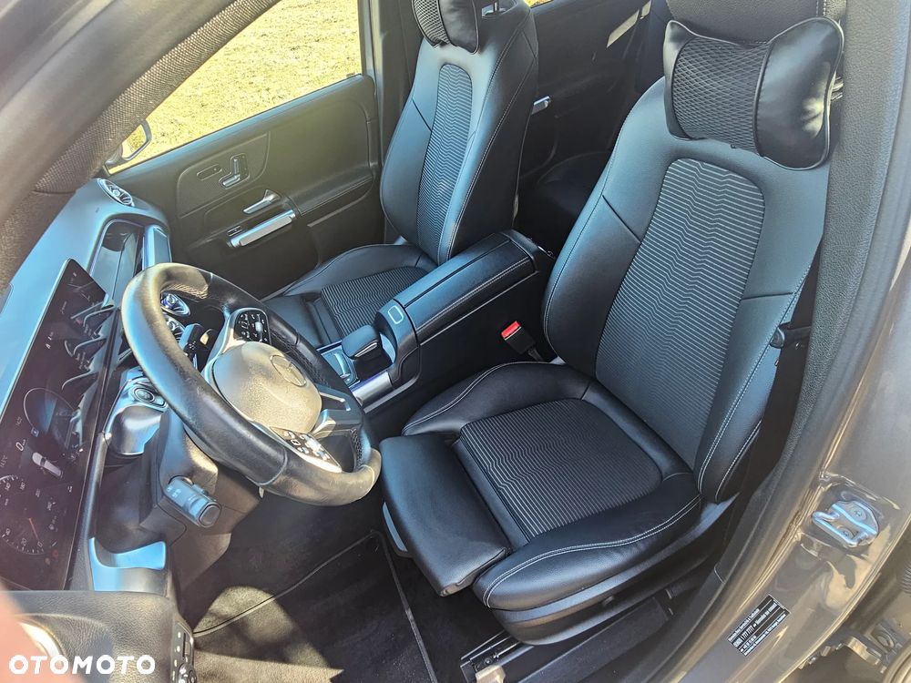 Mercedes-Benz GLB 220 d 8G-DCT - 12