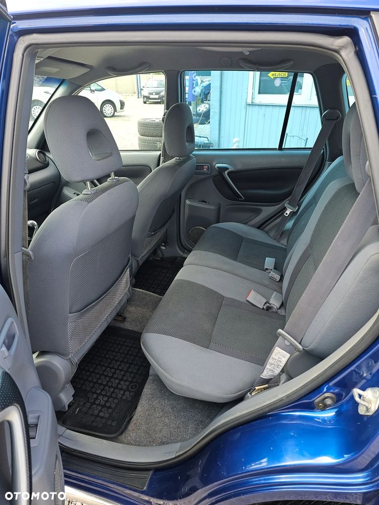 Toyota RAV4 2.0 D-4D 4x4 - 9