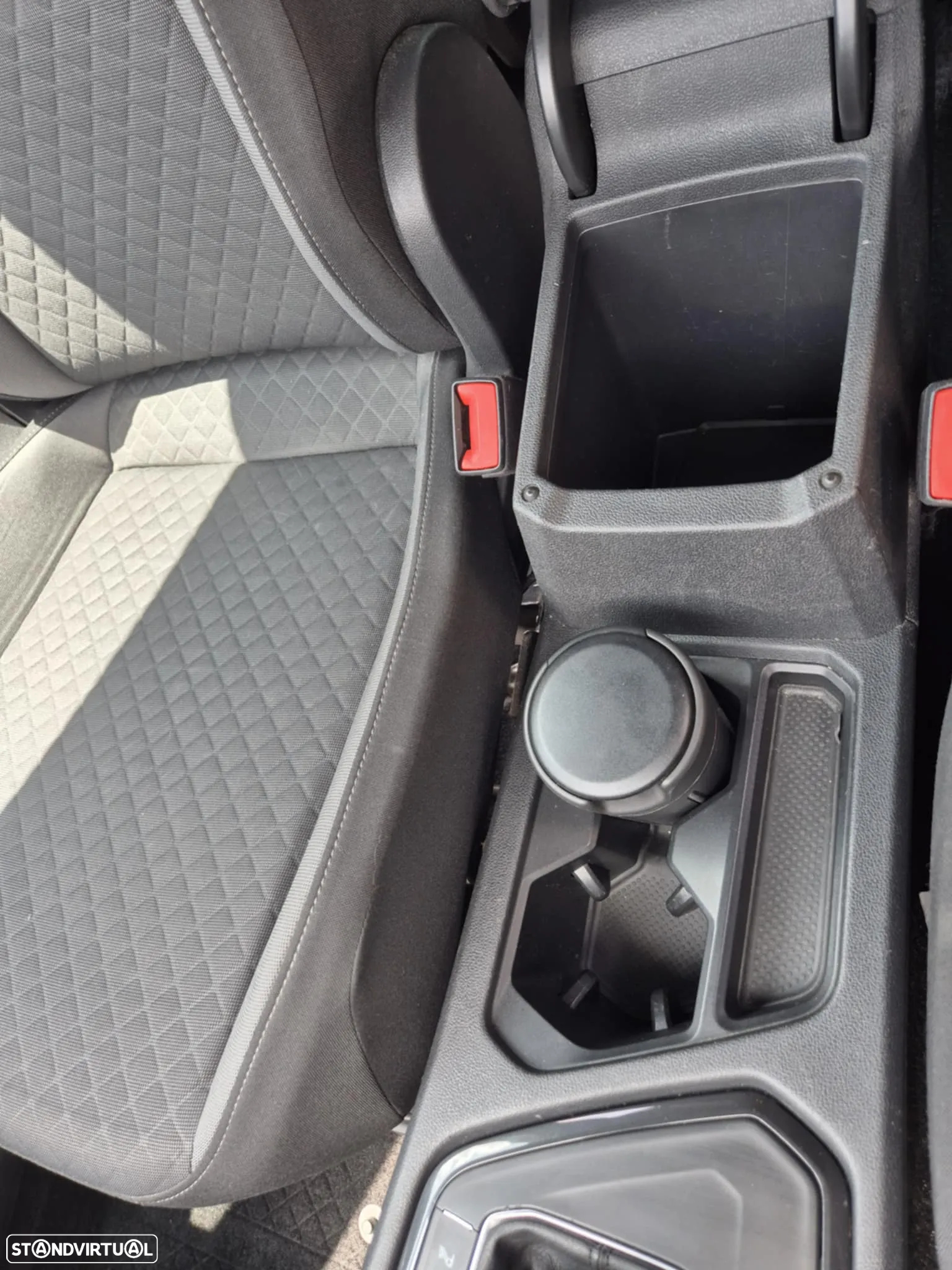 VW Tiguan 1.5 TSI Confortline - 7