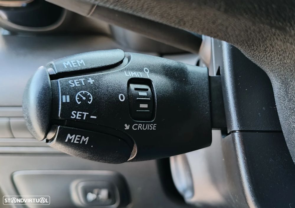 Citroën C3 Aircross 1.2 PureTech Shine - 13