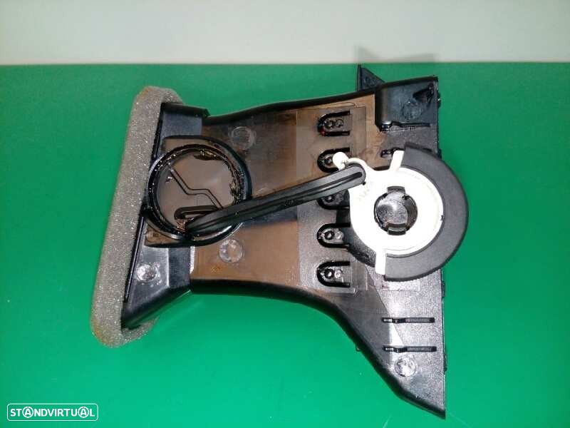 GRELHA VENTILADORA SEAT LEON 2018 -08435006 - 2