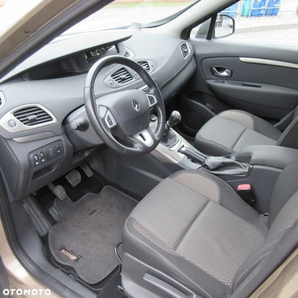 Renault Scenic Energy TCe 115 S&S Xmod Bose Edition - 19