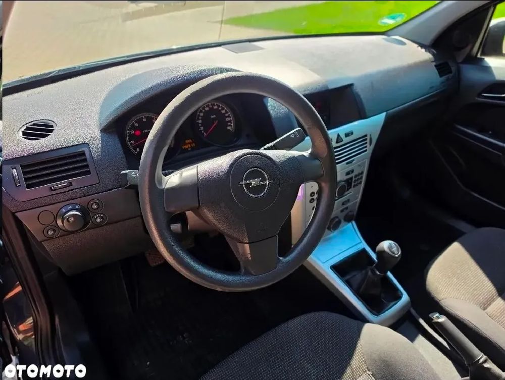 Opel Astra 1.4 Enjoy - 20