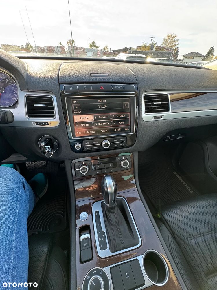 Volkswagen Touareg - 18