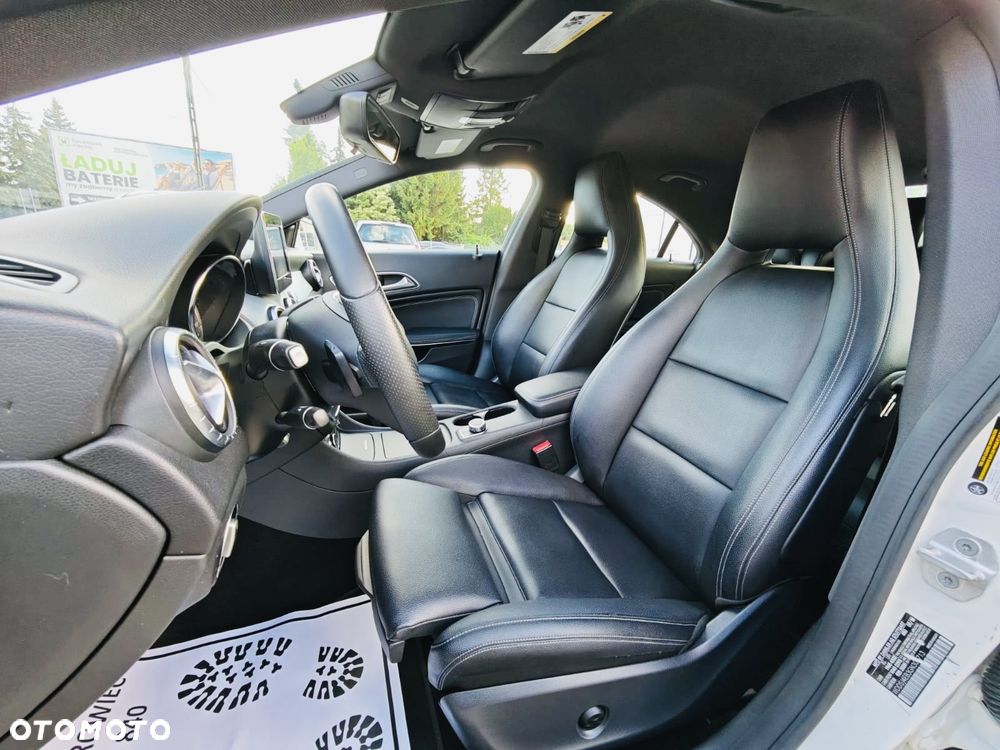 Mercedes-Benz CLA - 34
