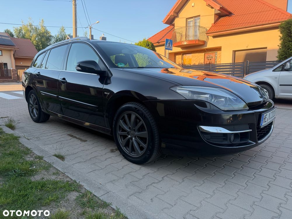 Renault Laguna dCi 150 FAP Start-Stop Bose Edition - 13