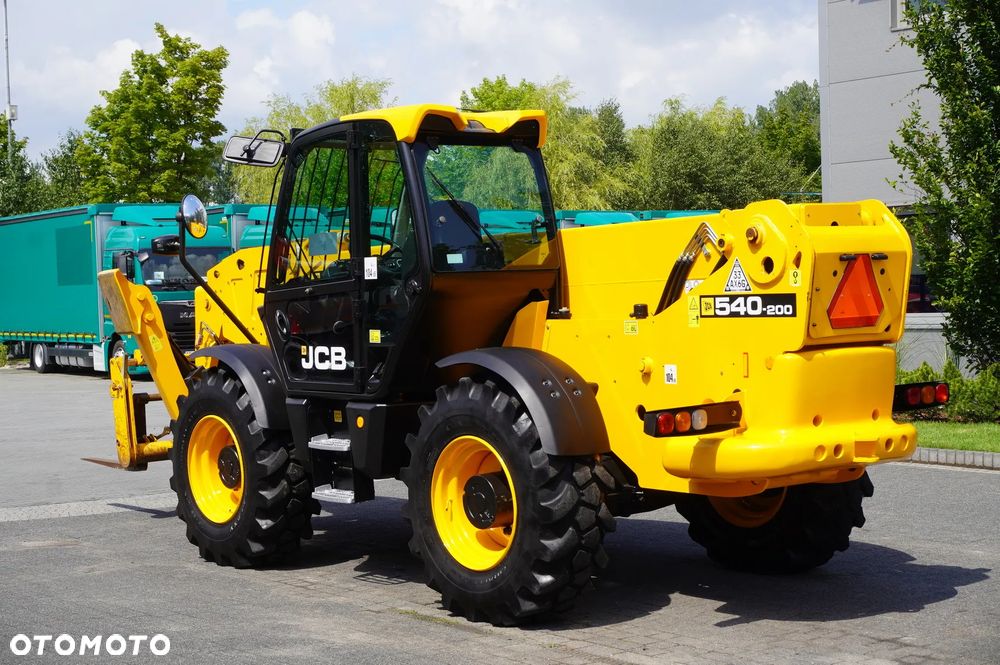 JCB 540-200 / 20 m zasięg / Joystick - 5