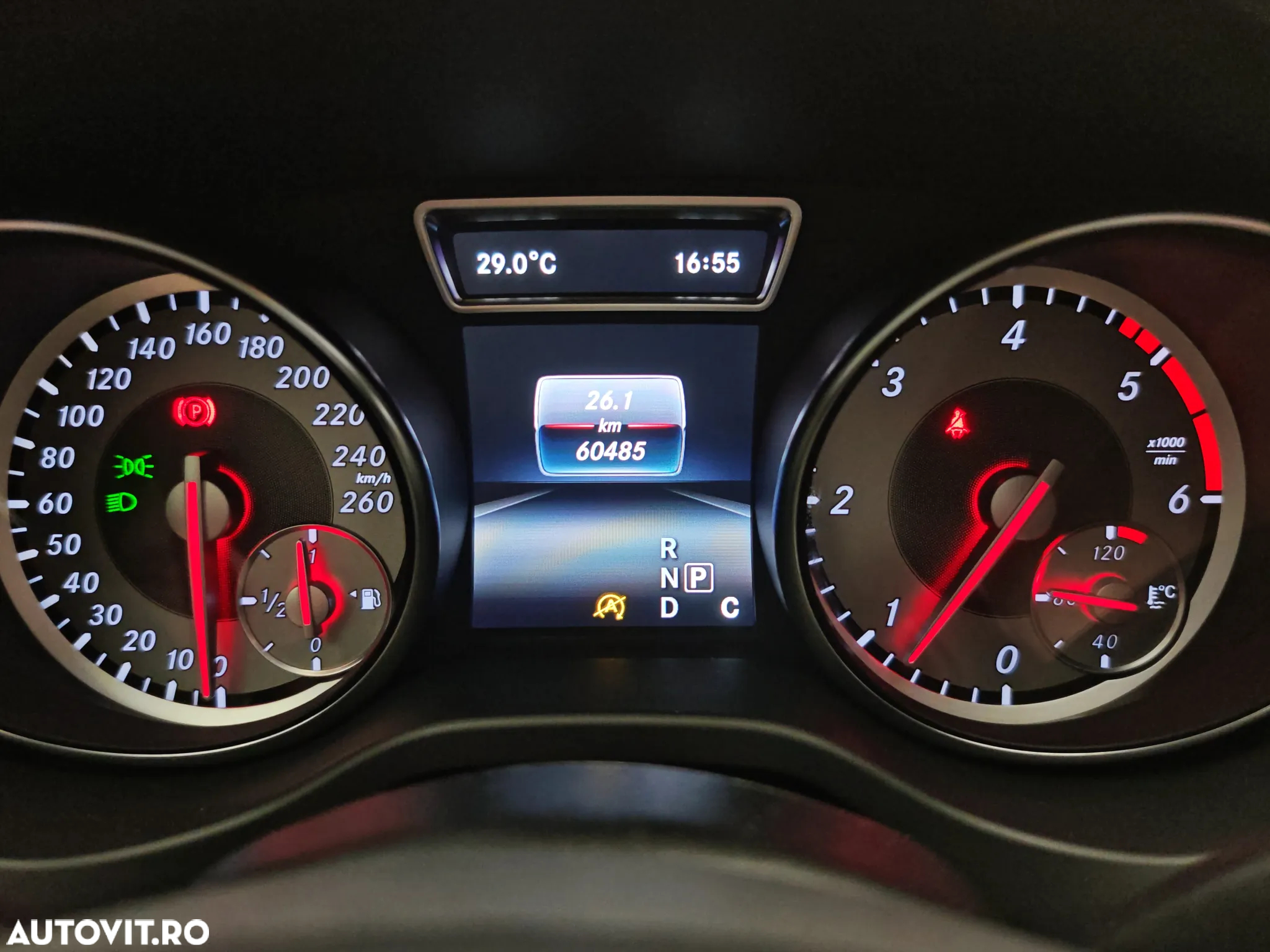 Mercedes-Benz GLA 200 d 4MATIC Aut. - 9