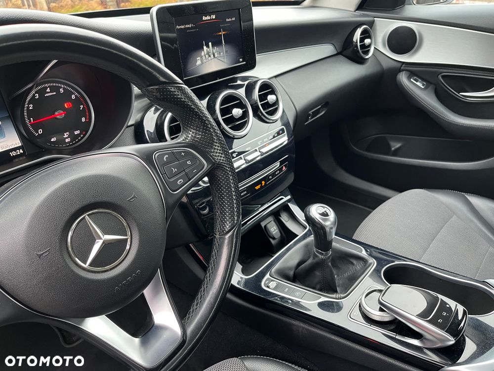 Mercedes-Benz Klasa C 180 Avantgarde - 3