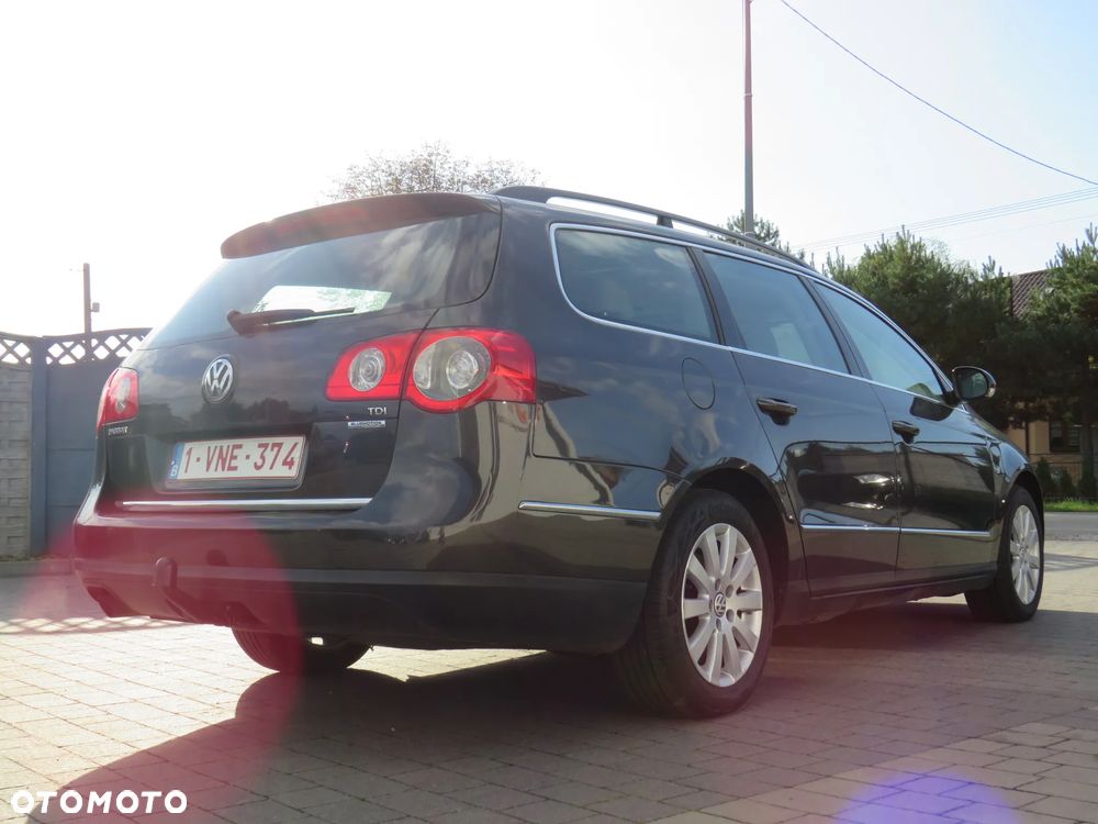 Volkswagen Passat Variant 1.6 TDI BlueMotion Technology Comfortline - 16