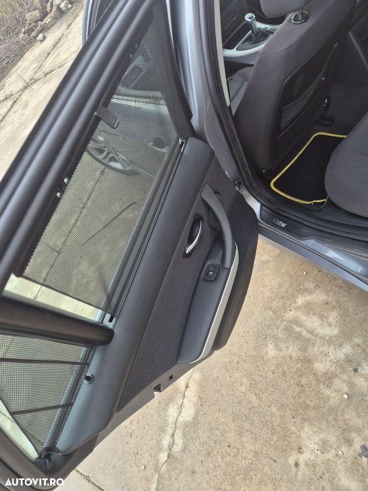 BMW Seria 3 320d - 14