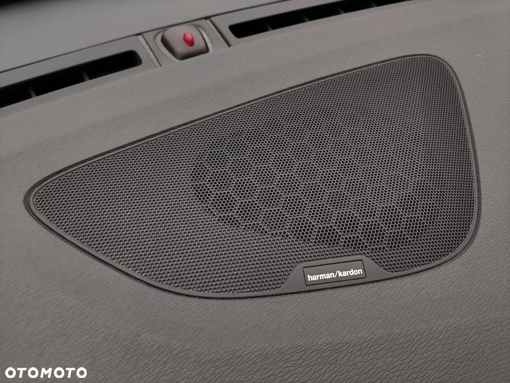 Volvo V60 Cross Country D3 Drive-E Momentum - 10