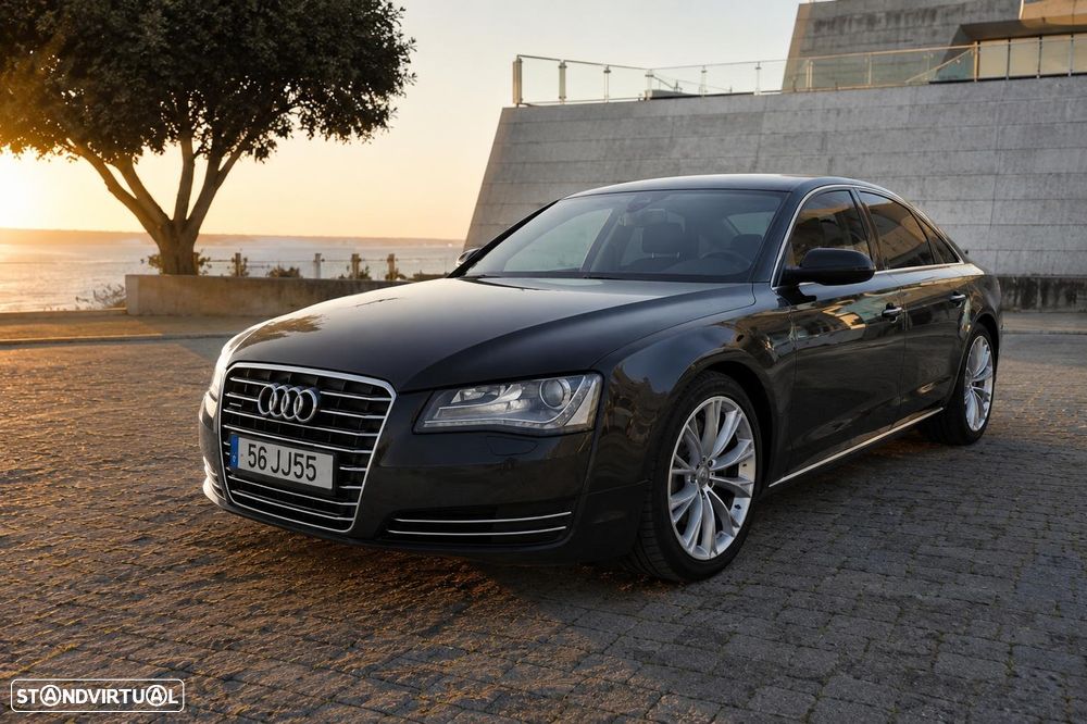 Audi A8 4.2 TDi V8 quattro - 1