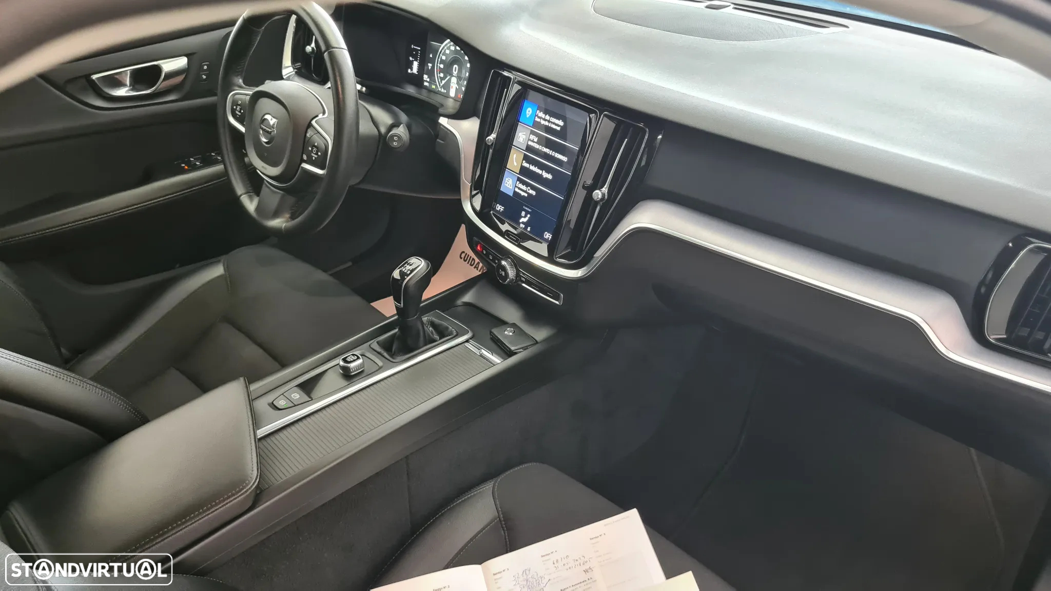 Volvo V60 2.0 D3 Momentum - 35