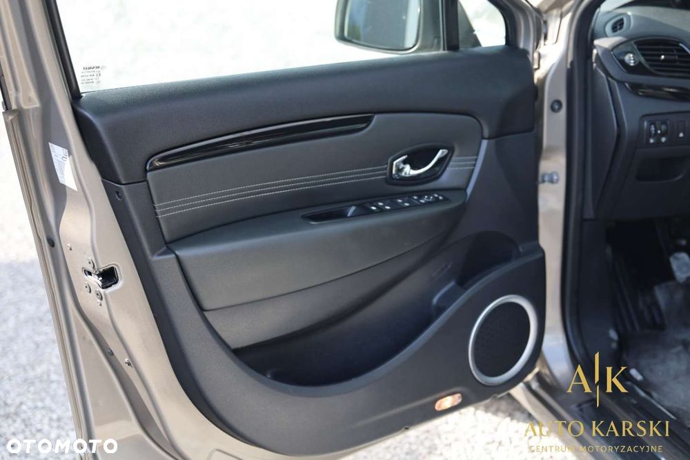 Renault Scenic - 30