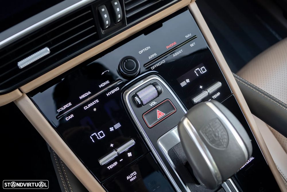 Porsche Cayenne Turbo S E-Hybrid — fotografia 39