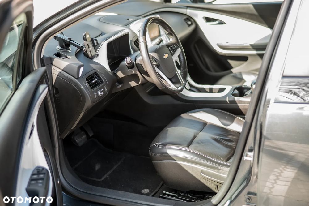 Chevrolet Volt Exclusive - 9