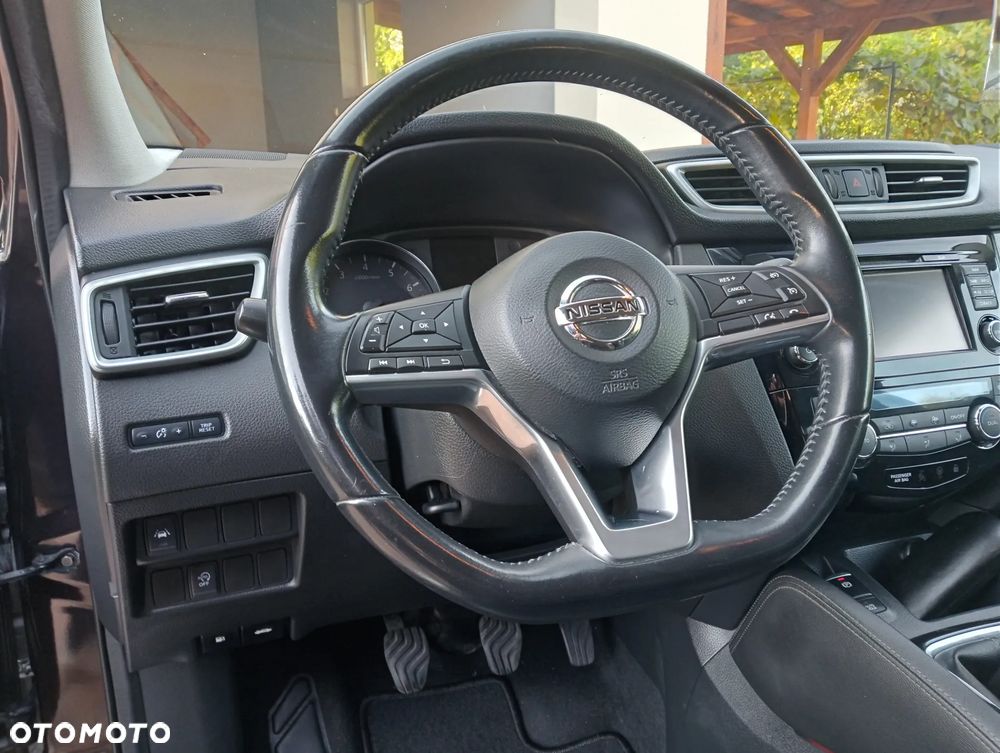 Nissan Qashqai 1.6 DIG-T Tekna+ - 28