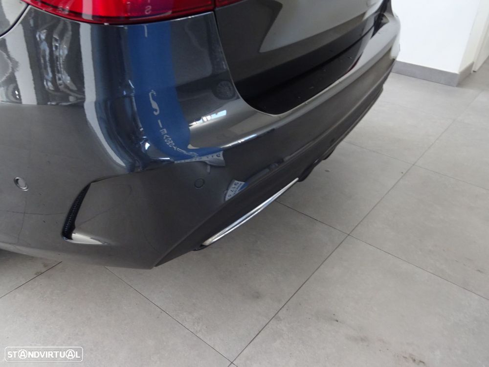 Mercedes-Benz C 300 de AMG Line - 8