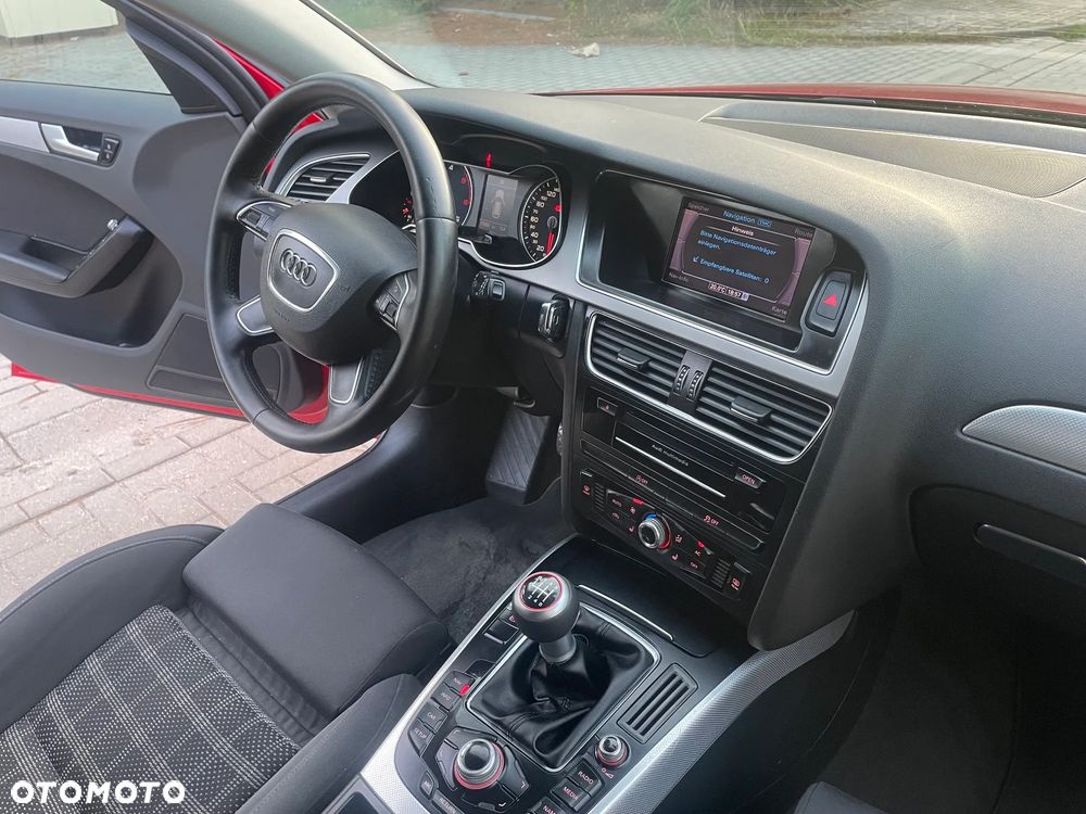 Audi A4 Avant 2.0 TDI DPF Ambiente - 14
