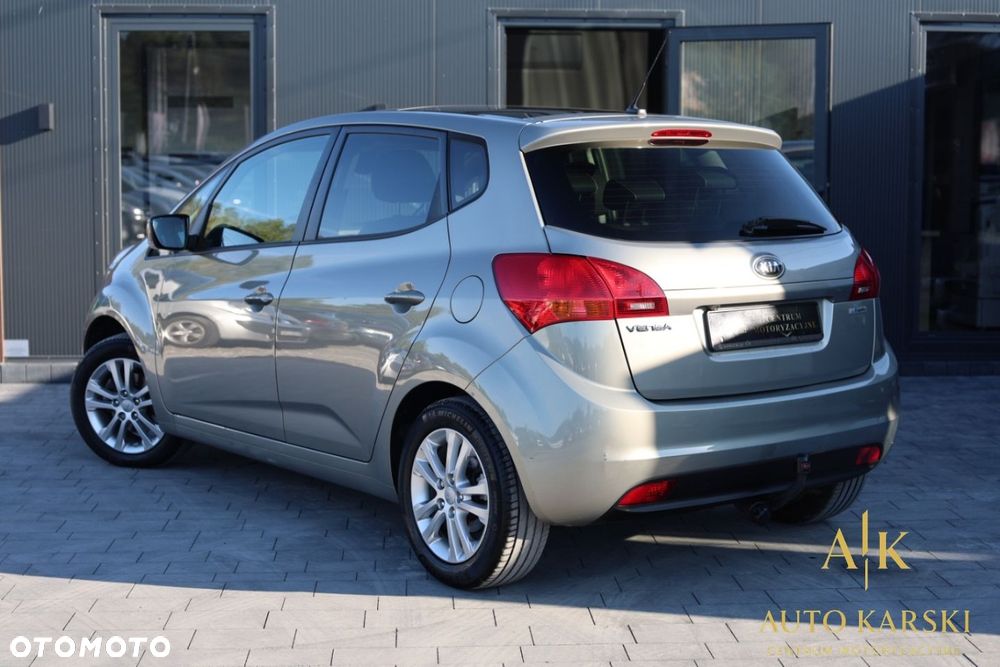 Kia Venga - 6