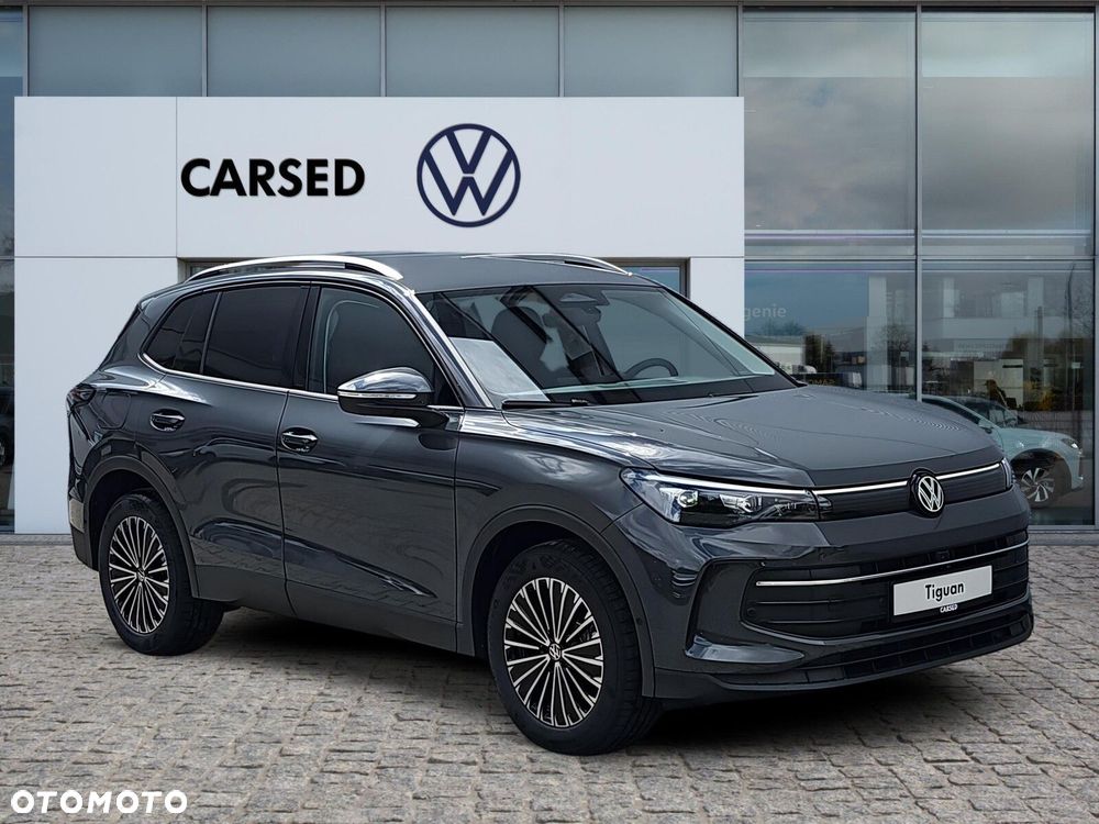 Volkswagen Tiguan - 10