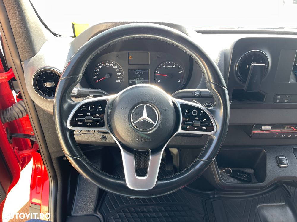 Mercedes-Benz Sprinter - 34