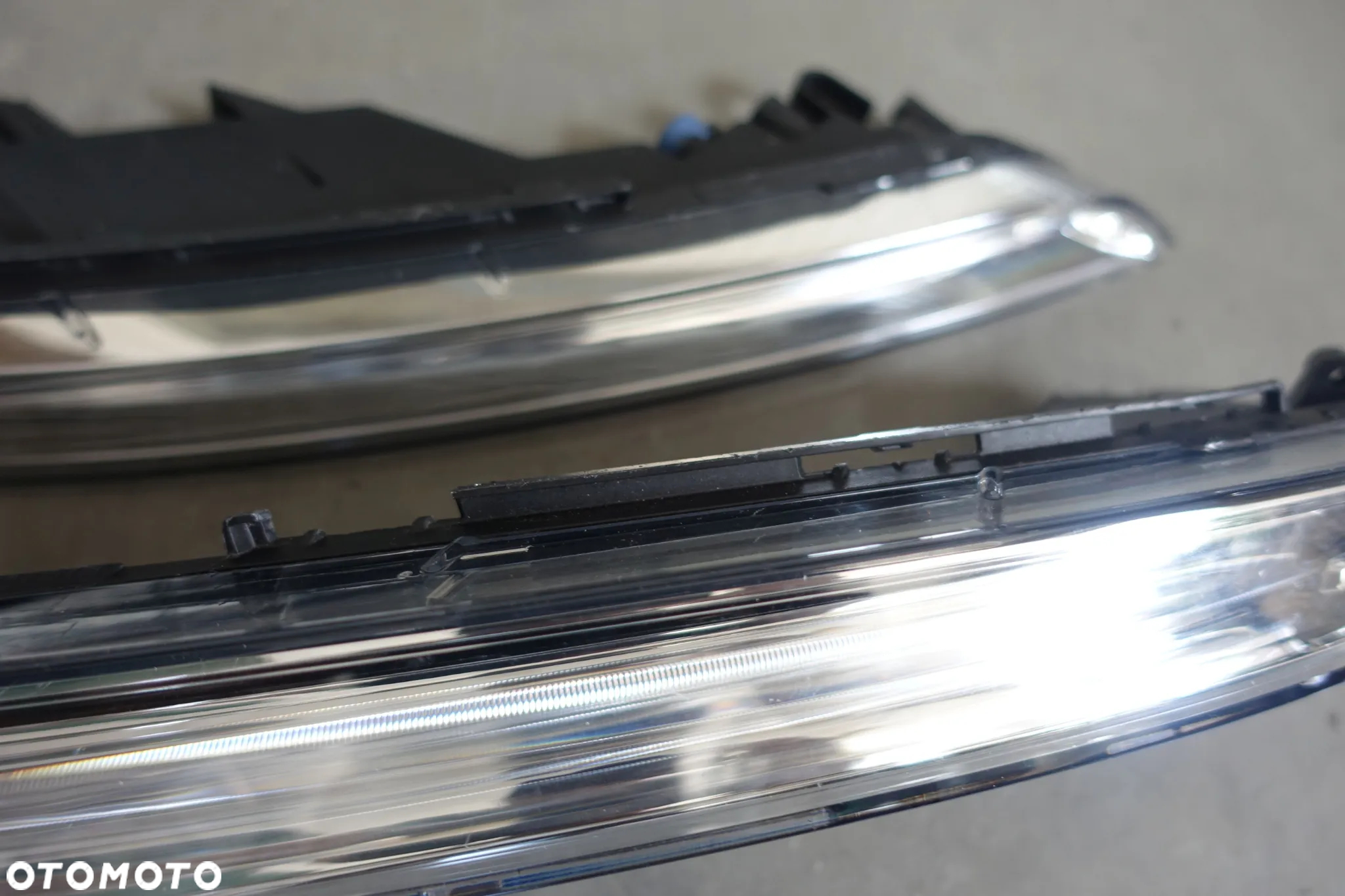 LAMPA LED DRL HALOGEN CAYENNE LIFT 15-18r. - 4
