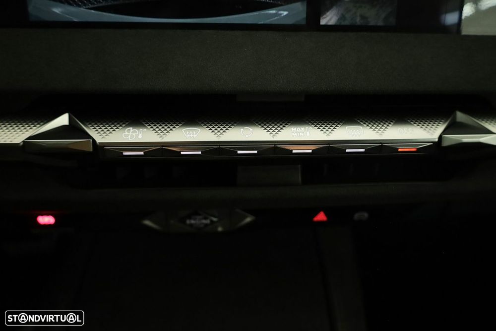 DS DS4 4 1.2 PureTech Performance Line EAT8 - 13