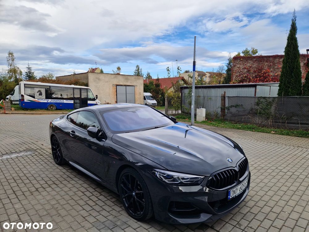 BMW Seria 8 - 21