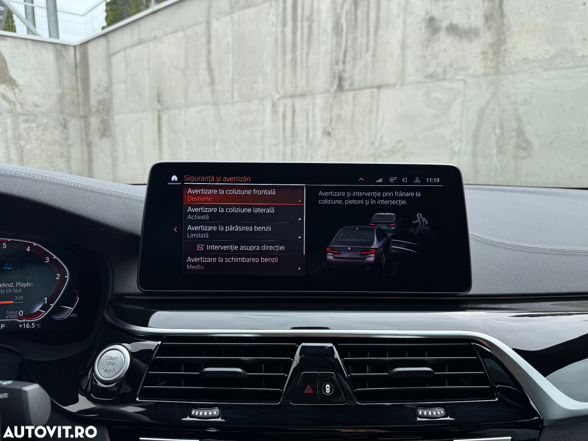 BMW Seria 5 530d xDrive AT MHEV - 27