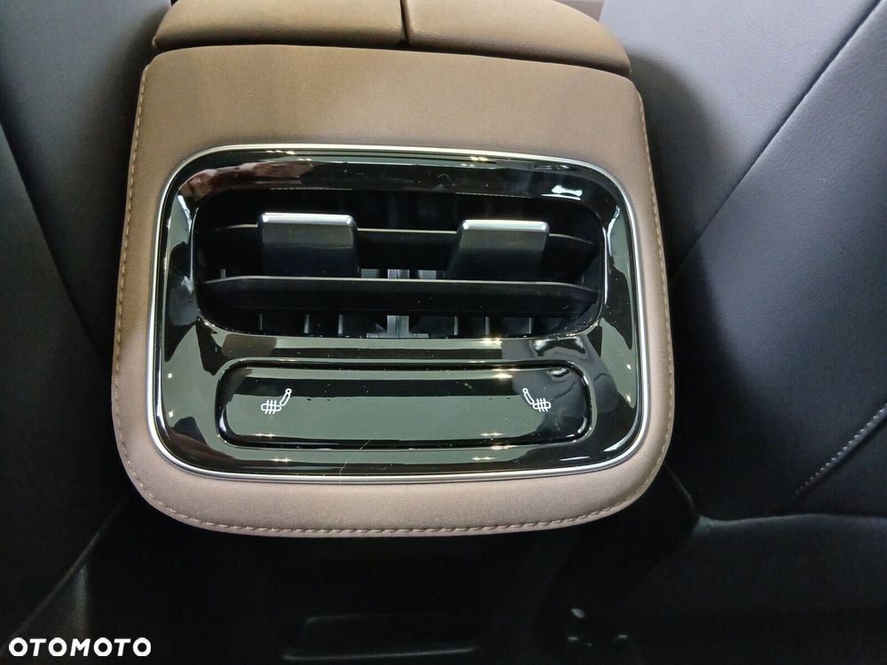 Chery Tiggo 8 - 18