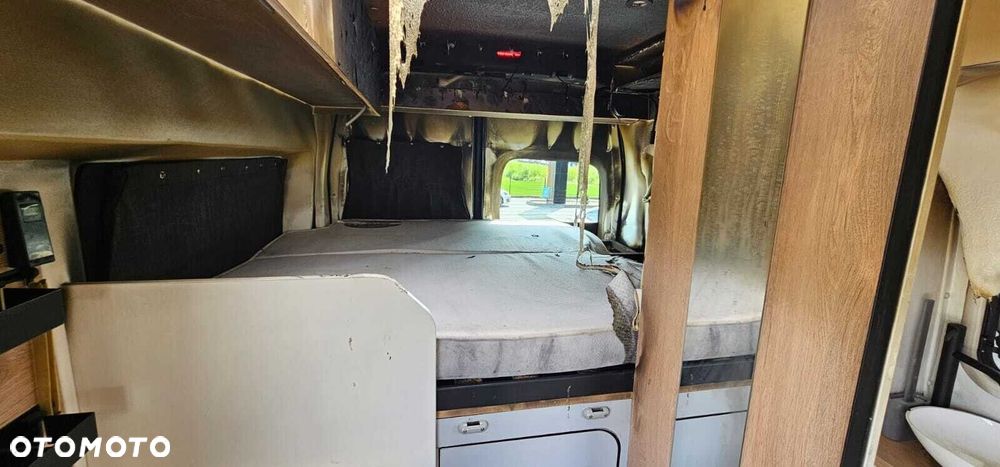 Ford Transit - 31
