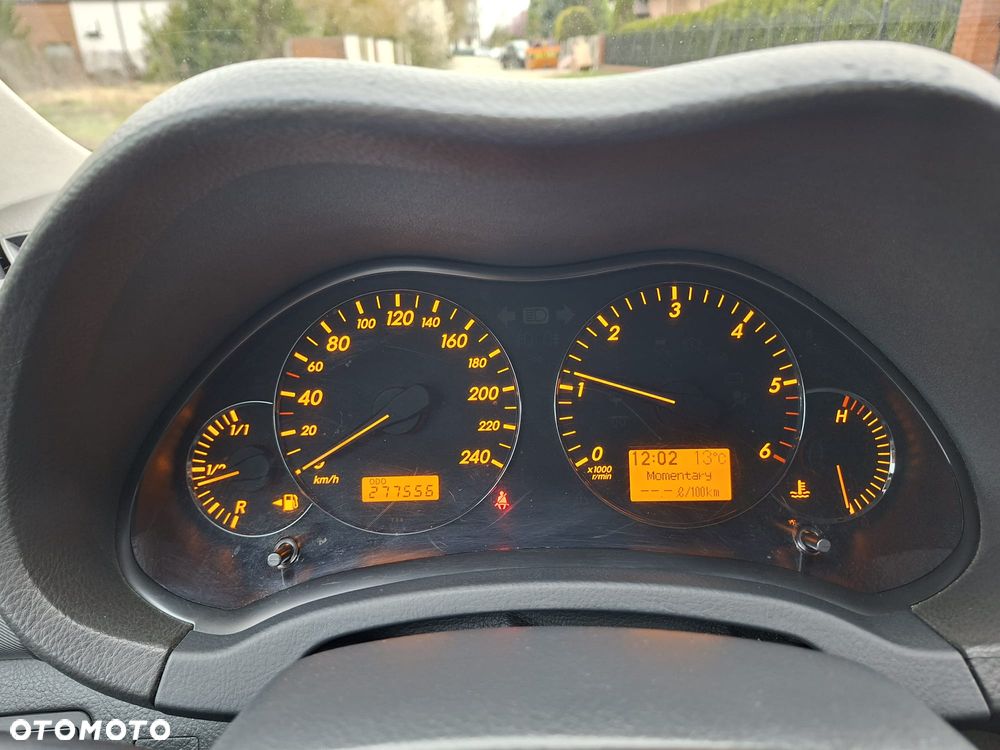 Toyota Avensis 2.0 D-4D Travel - 9